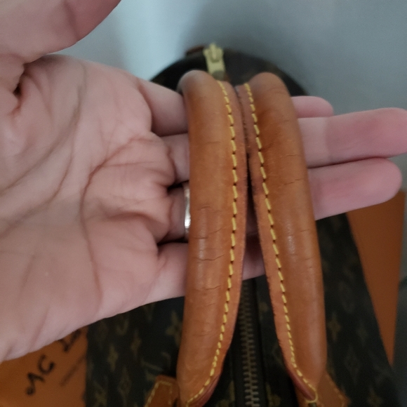 SOLD - Picture 4 of 16